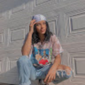 Meet your Posher, Priscilla